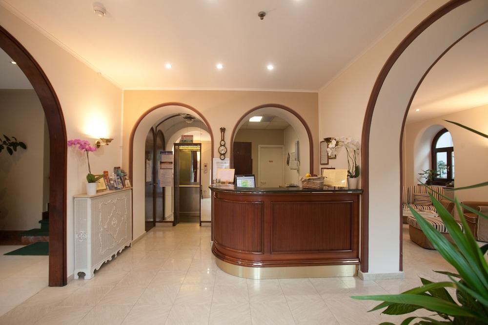 Hotel Giulio Cesare Rapallo Buitenkant foto