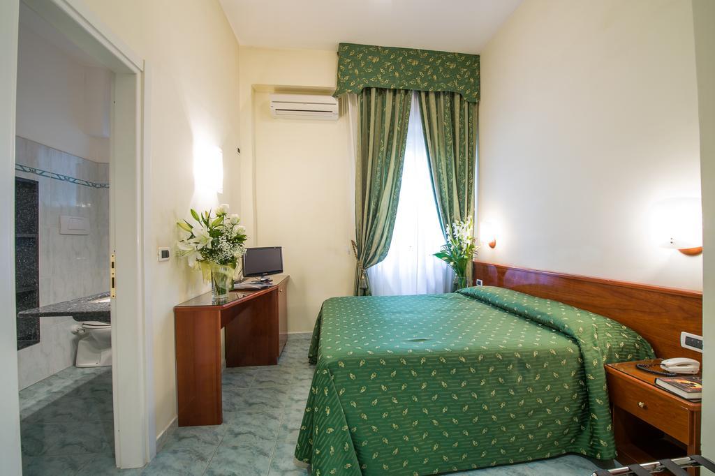 Hotel Giulio Cesare Rapallo Kamer foto