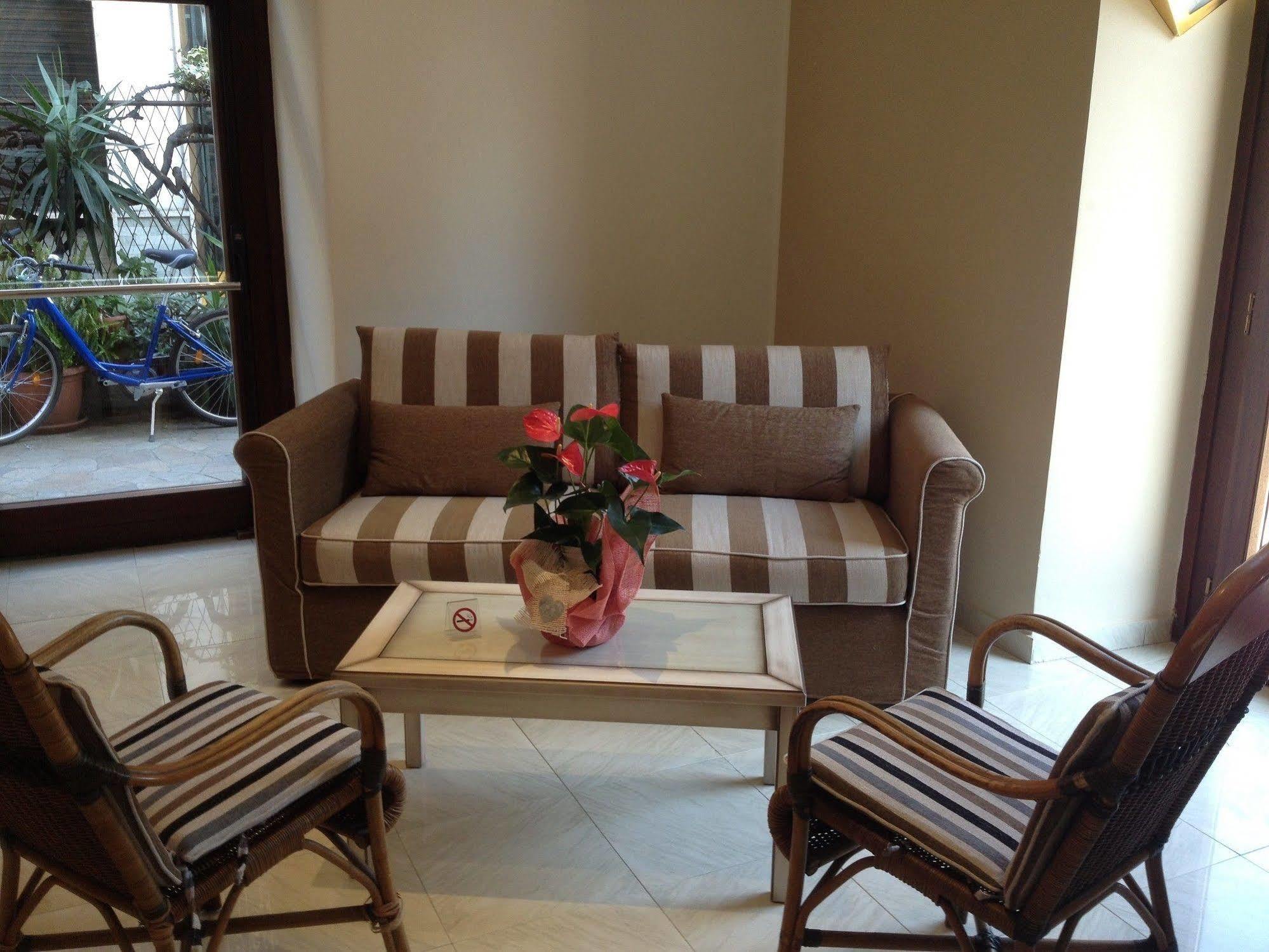 Hotel Giulio Cesare Rapallo Buitenkant foto